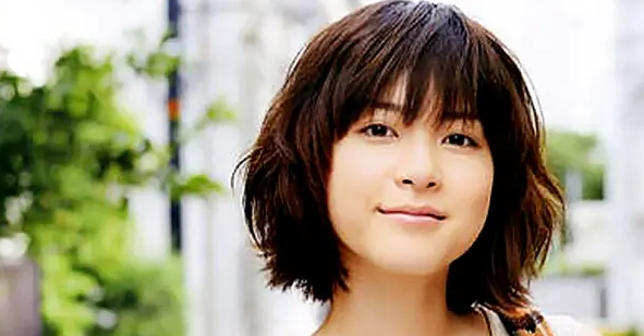 Aktris Ueno Juri Jadi Dokter di Arisu no Toge
